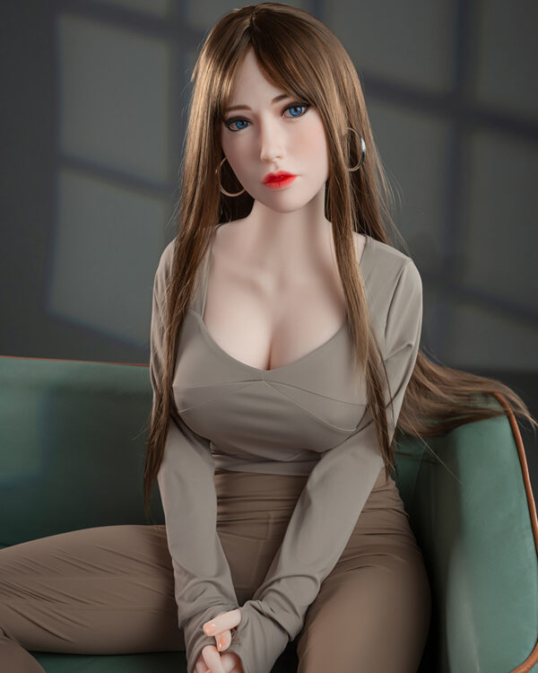 Full size lifelike sex doll